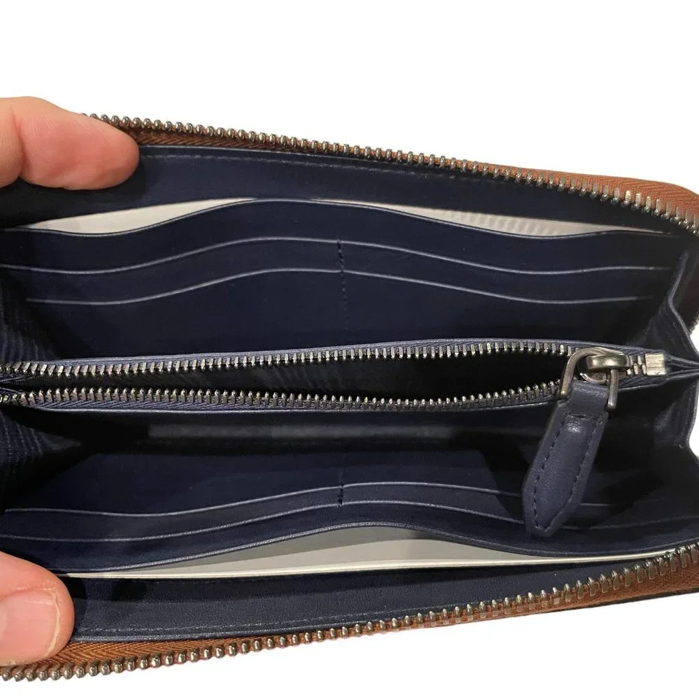 Ferragamo 66-0907/02 Men's Brown/Blue Leather Continental‎ Travel Wallet